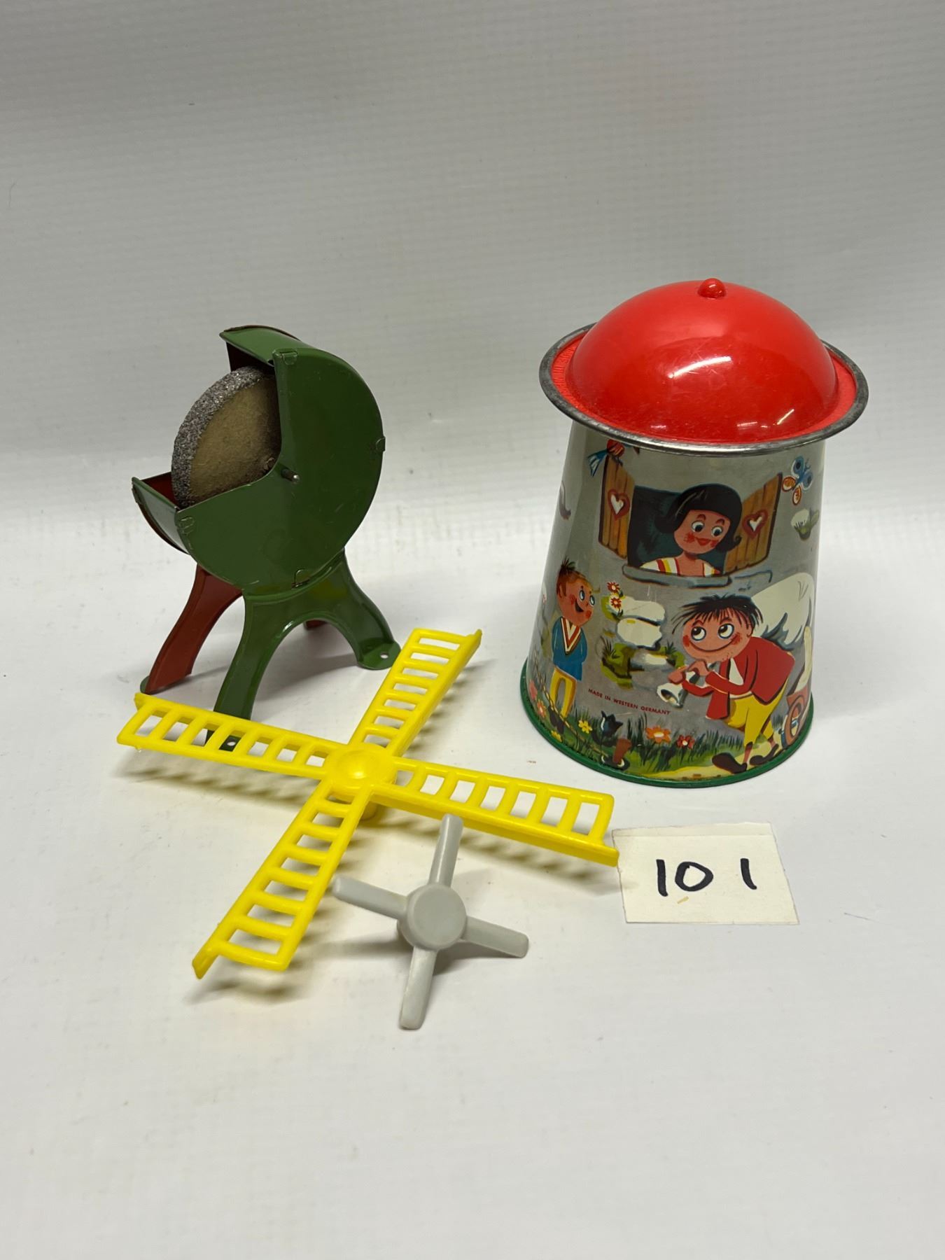 Vintage Fleischmann Model Toy Steam Engine Accessories attachments W