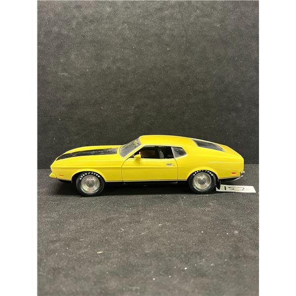Ertl Ford Mustang Mach I Die cast Model Approx: 10.5x4" Some play wear