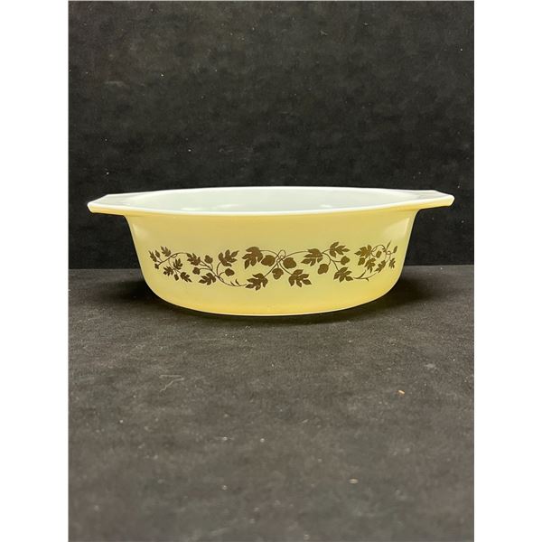 Vintage Pyrex Golden Acorn 043 Oval Casserole 1.5QT