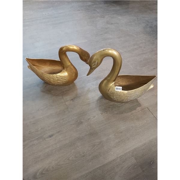Vintage Brass Swan Planters (Made in Korea) x2 16"w x 7"d x 15"h