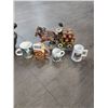 Image 4 : Mortar & Pestle - Beer Cart Figurine - 4 Miniature Mugs - 6 Glass Coasters