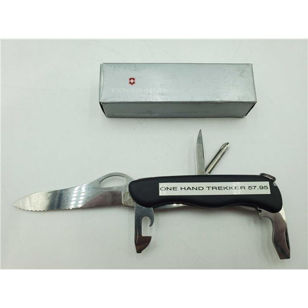 Victorinox-One Hand trekker no Serrat