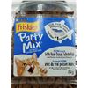 Image 2 : Purina Friskies Party Mix Cat Treats (454g)