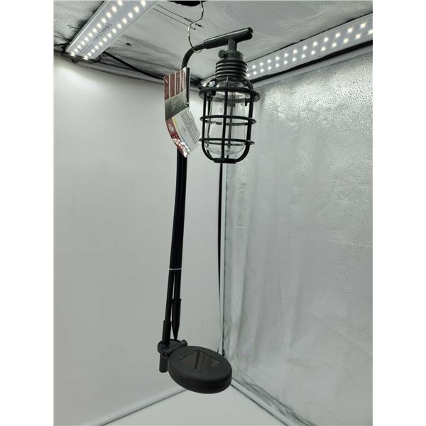 Solar Powered Edison Bulb with Cage Light