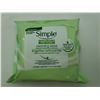 Image 2 : Simple Makeup Cleansing Wipes (4 x 25)