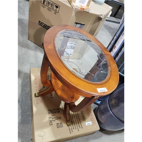 *NEW* Acasia Home Trend "Alaska"  Cherry Colored Wood Glass Top End Table