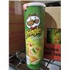 Image 2 : Pringles Jalapeno Potato Chips 14x156g