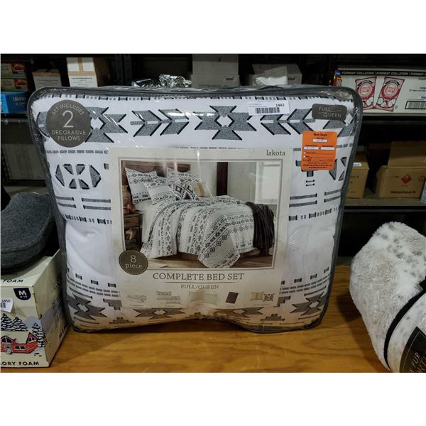 *NEW* Lakota 8 Piece Complete Bed Set - Full/Queen