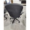 Image 2 : Linea Italia - Office Chair on Casters - Black