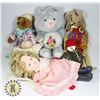 Image 1 : BOX OF COLLECTIBLE STUFFED ANIMALS INCLUDING