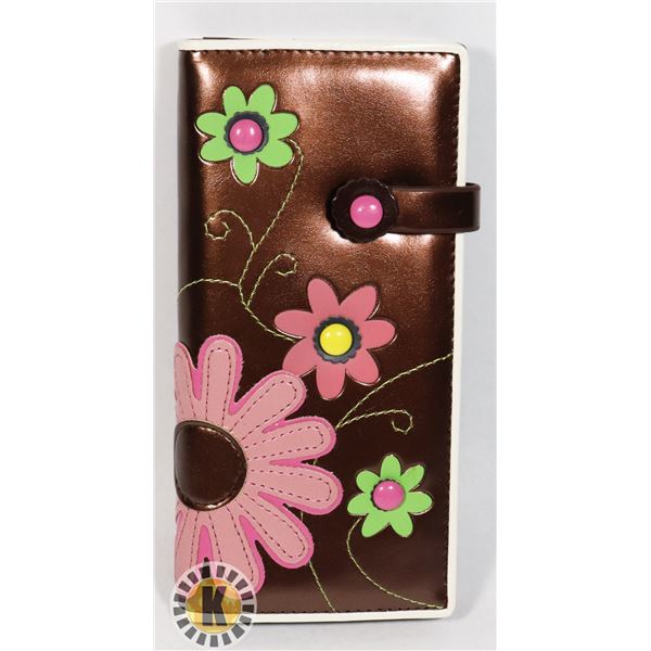 NEW SHAG WEAR WOMEN'S WALLET