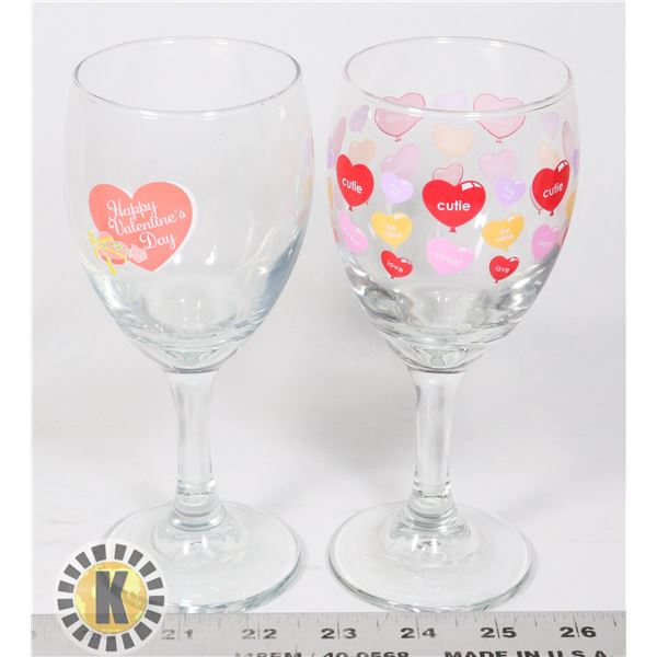 NEW COUPLES WINE GLASSES