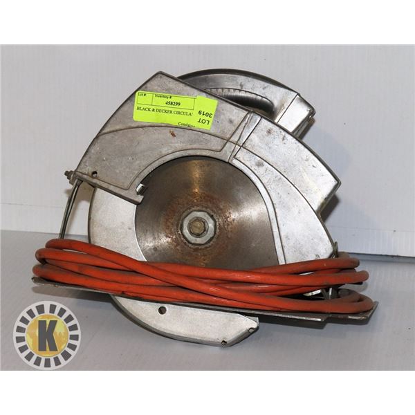 BLACK & DECKER CIRCULAR SAW