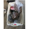 Image 1 : Tote of Assorted Footwear