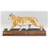 Image 5 : Statue Tiger on the Prowl with Stand