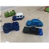Image 2 : 11 Avon - Mix of Vehicles
