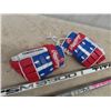 Image 2 : Rawlings Hockey Gloves & 2 Hockey Sticks