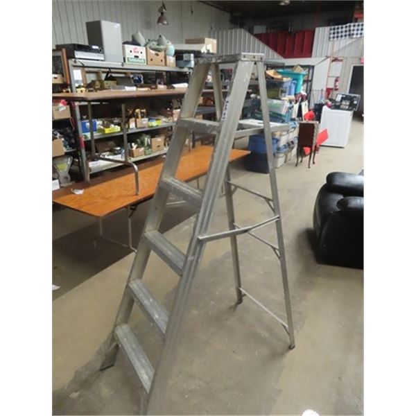 Aluminium A Frame Step Ladder