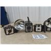 Image 3 : 5 Vintage Cameras- Kodak Brownie Hawkeye, 2) Kodak Brownie Holiday, Kodak Brownie Starlet, Rede Box
