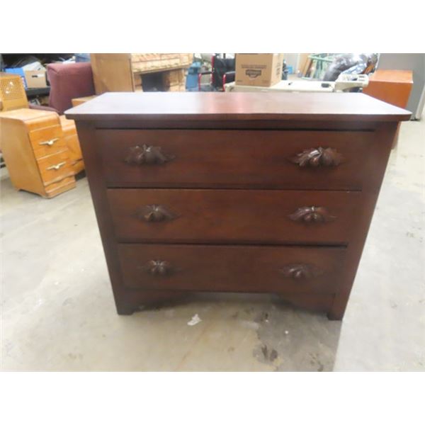 Dresser w/ Acorn Pulls 37|" x 44" x 17"