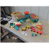 Image 1 : Fisher Price Airport w/ Plane & Accessories