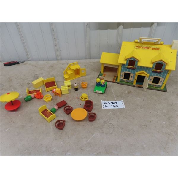 Fisher Price Play Family House w/ Accessories