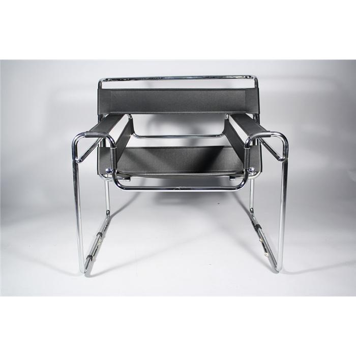 A Reproduction Wassily Lounge Chair by Breuer for Knoll,