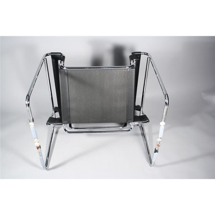 A Reproduction Wassily Lounge Chair by Breuer for Knoll,