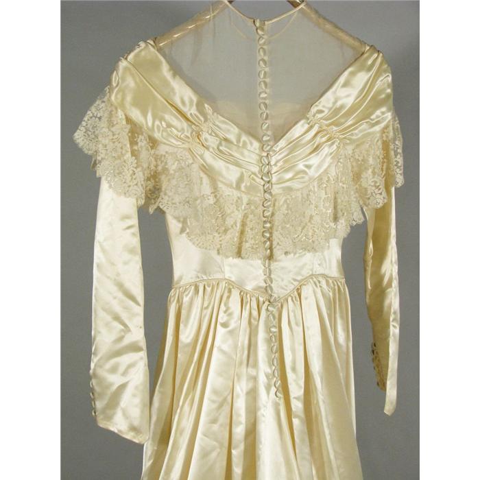 Vintage 1940s Luxury Ration Label  Jayant Model Ivory Satin Wedding Dress