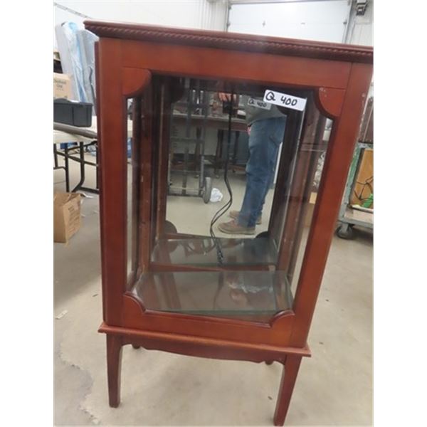 China Cabinet w/ 2 Glass Shelves and Light