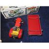 Image 7 : Kovap Fetor Traktor & Trailer Wind Up with Box 13" L x 3.5" H x 3.5"W