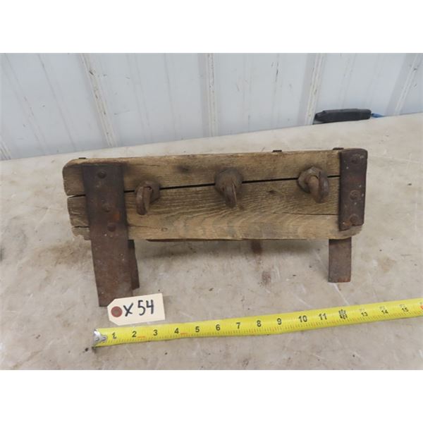 Wood & Metal Primitive 3 Finger Rope Maker