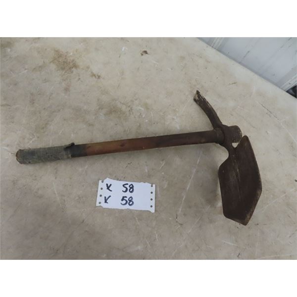 1943 Canadian Military Trench Pick