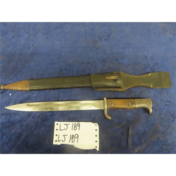 WW1 Bayonet & WW2 German Scabbard with Frog
