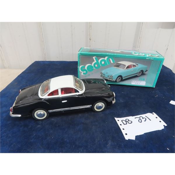 Sedan Tin Friction Car With box