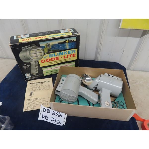 Hassenfeld Bros. Navy Blinker Code Lite