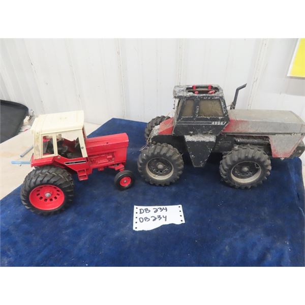 2 Die Cast Tractor; 1) International 66 Series & Cast iH 4994 in Rough Condition