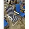 Image 3 : 3 Folding Lawn Chairs