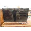 Image 1 : Hisense 55" Flat Screen TV with Remote