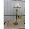 Image 1 : Floor Lamp with 2 Extra Shades