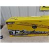 Image 3 : New in Box Hulna Die Cast 1/14 Scale Remote  Control Tower Crane