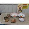 Image 1 : 3 Enamel Bowls, Flour Sifter, Honey TIn, Icing Set  Modern Metal Aunt Sally Sign