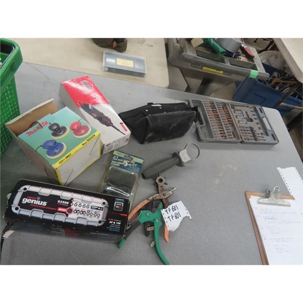 Trickle Charger, Dremel, Polisher & OddsnEnds  of Tools