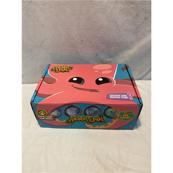 Animal jam box set