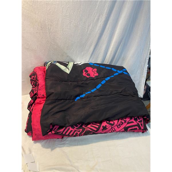 Monster High blanket