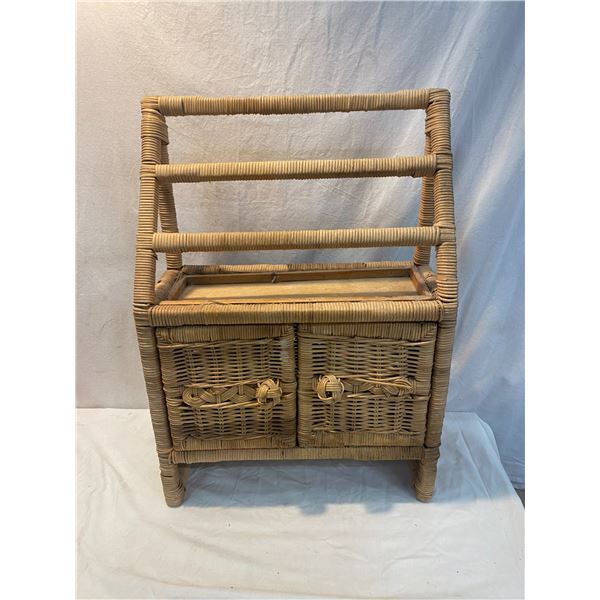 Wicker shelf
