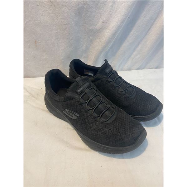 Sketchers size 8.5