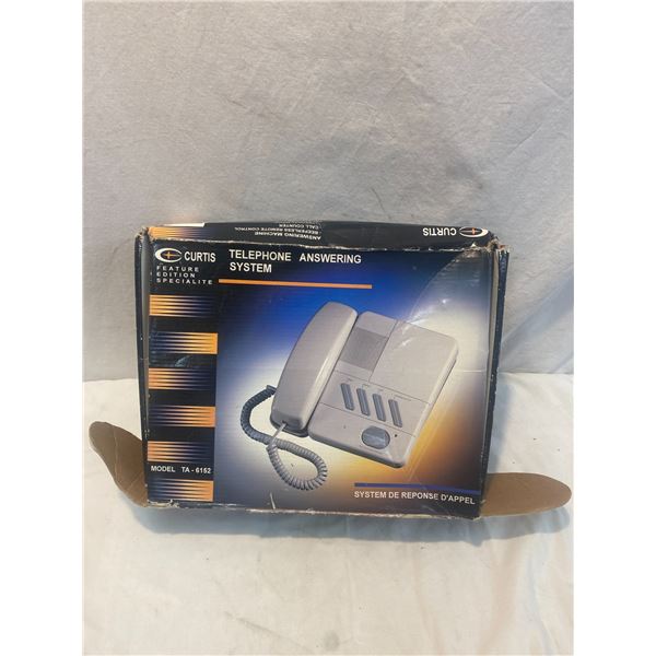 Telephone answering system