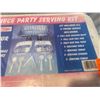 Image 3 : 11 piece party serving kit