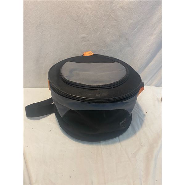 Camp cooker pot